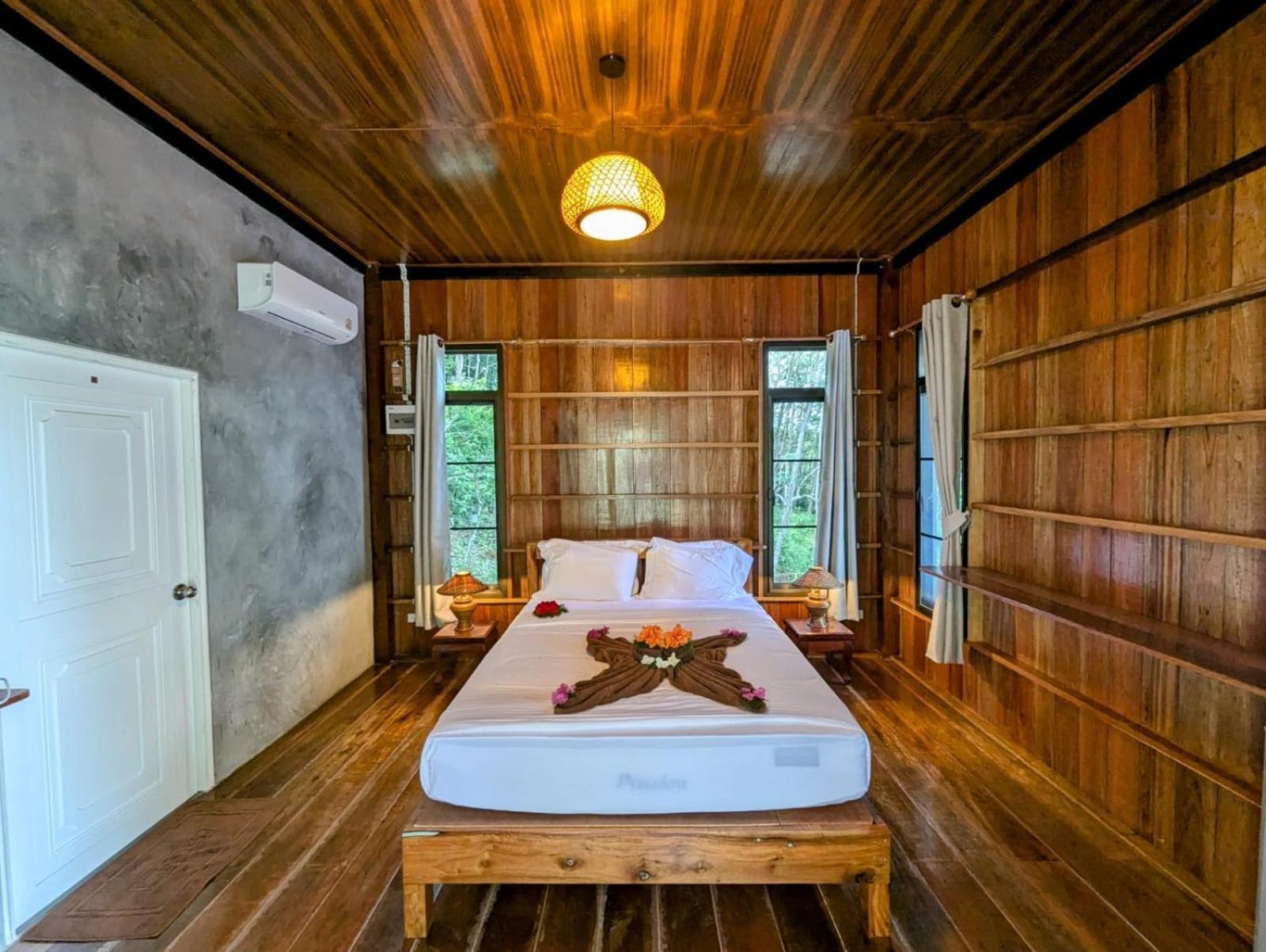 Koh Jum Serenity Resort Kültér fotó